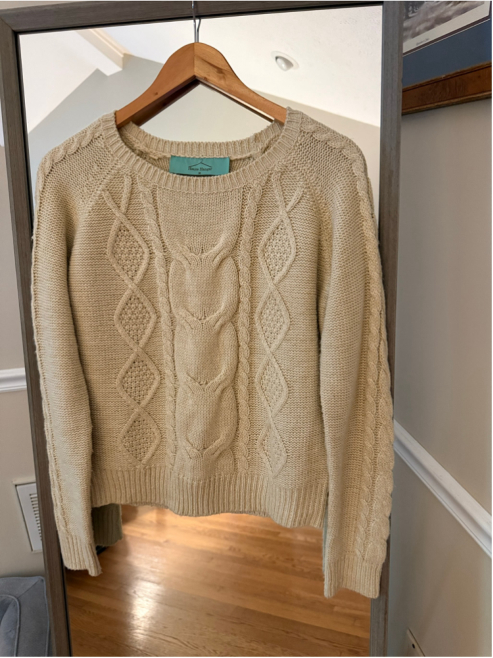 Women's Haute Hanger Cable Knit Sweater Beige Gold Size M